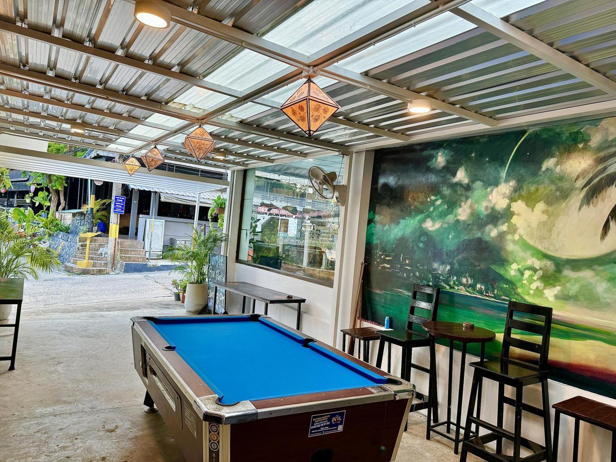 Eclipse Hostel And Bar Haad Rin Eksteriør bilde